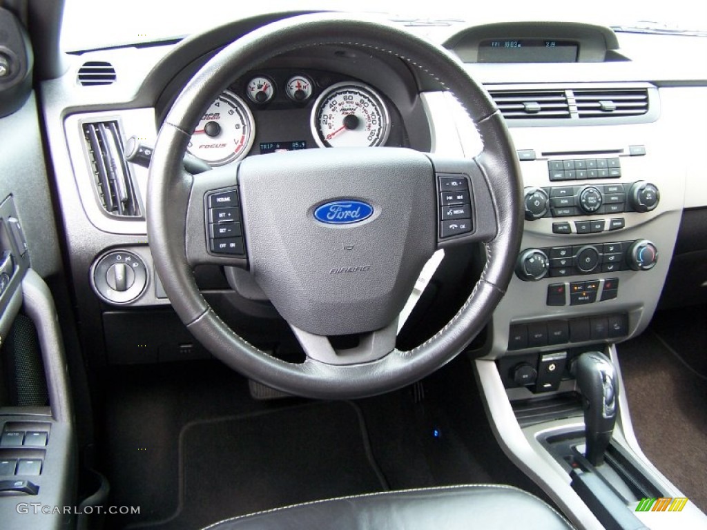 2009 Focus SEL Sedan - Light Ice Blue Metallic / Charcoal Black photo #12