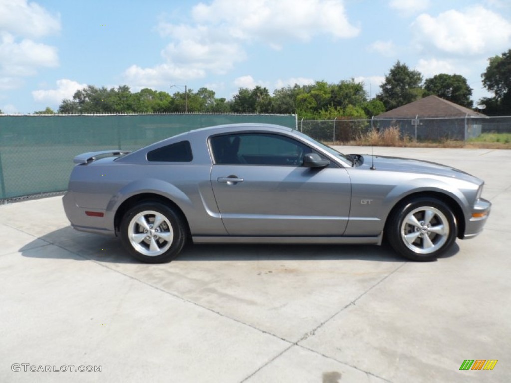 2007 Mustang GT Premium Coupe - Tungsten Grey Metallic / Dark Charcoal photo #2