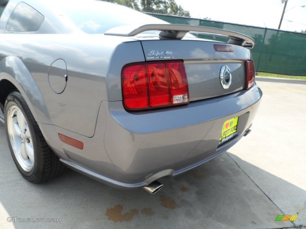 2007 Mustang GT Premium Coupe - Tungsten Grey Metallic / Dark Charcoal photo #22