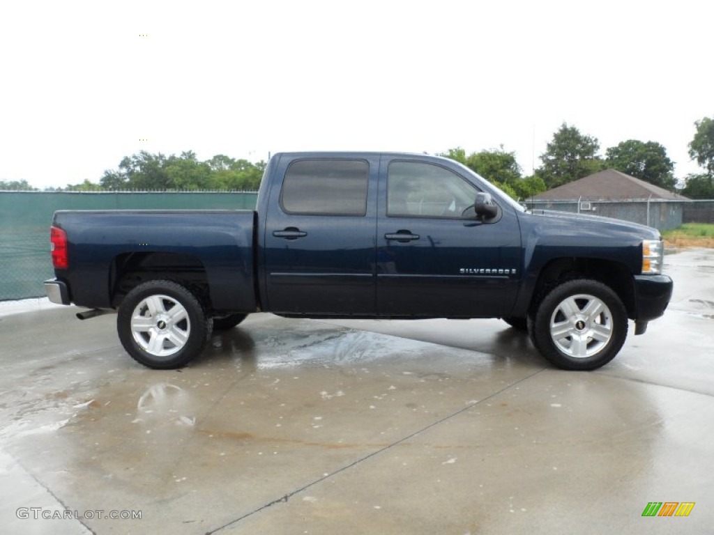 2008 Silverado 1500 LT Crew Cab - Dark Blue Metallic / Ebony photo #2