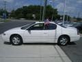 2001 White Chevrolet Monte Carlo SS  photo #2