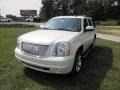 White Diamond Tricoat - Yukon Denali AWD Photo No. 3