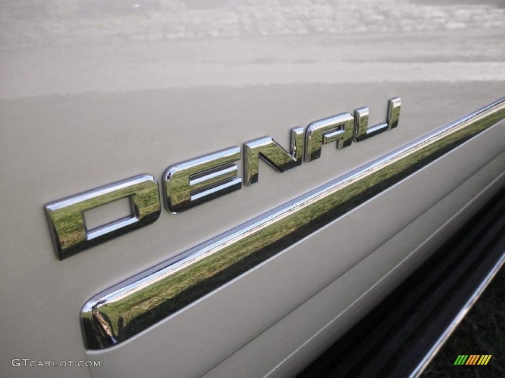 2012 GMC Yukon Denali AWD Marks and Logos Photo #53386634