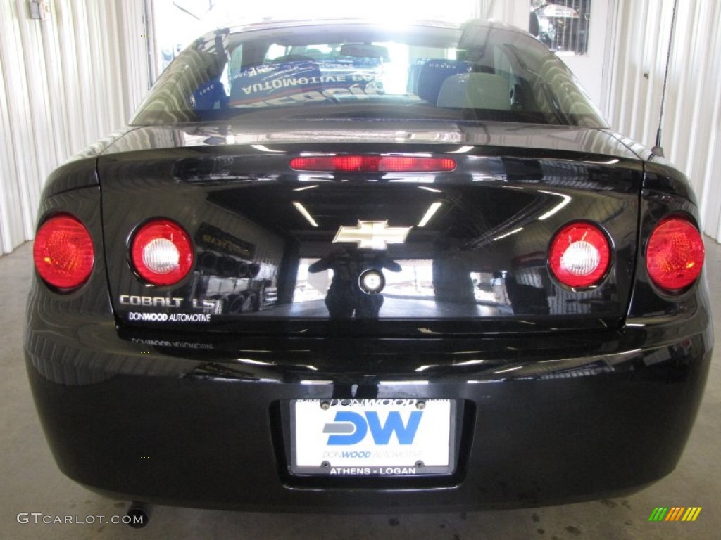 2007 Cobalt LS Coupe - Black / Ebony photo #6