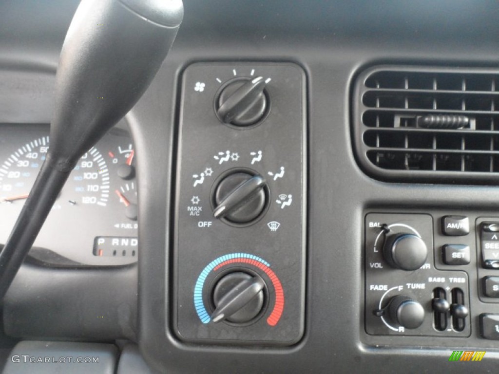 1997 Dodge Dakota Sport Regular Cab Controls Photo #53388404