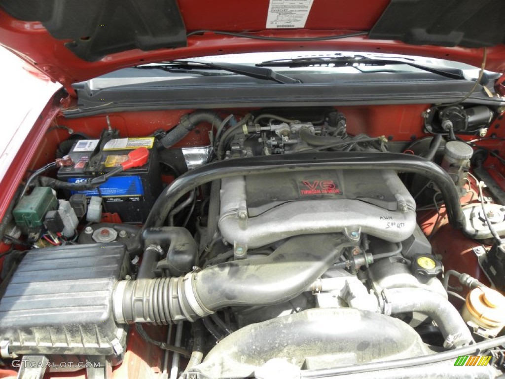2001 Chevrolet Tracker LT Hardtop Engine Photos