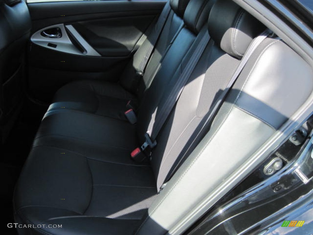 2007 Camry SE V6 - Black / Dark Charcoal photo #7