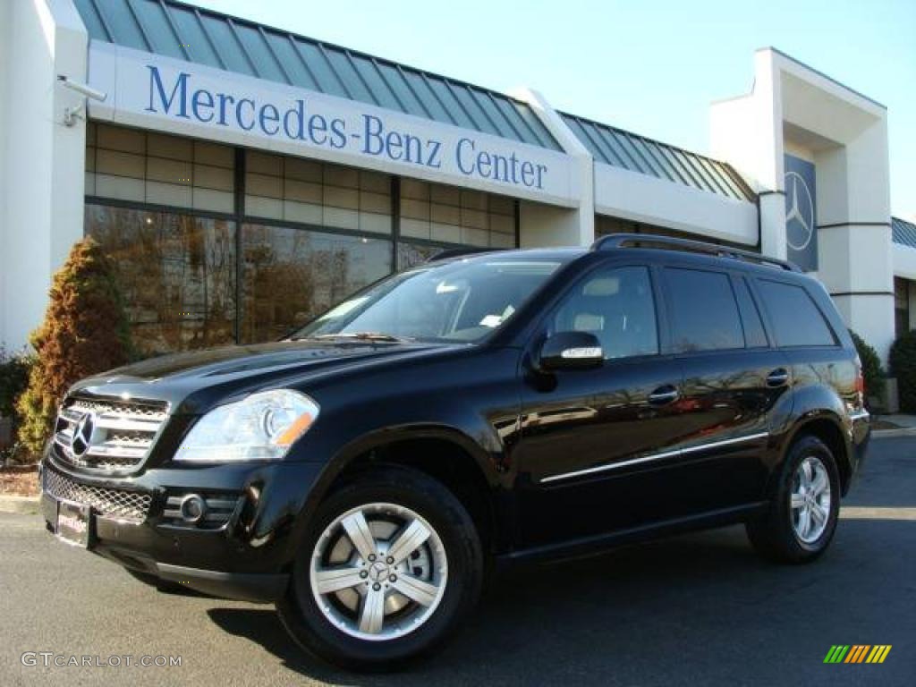 Black Mercedes-Benz GL