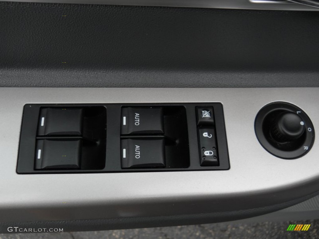 2008 Chrysler Sebring Touring Sedan Controls Photo #53393921