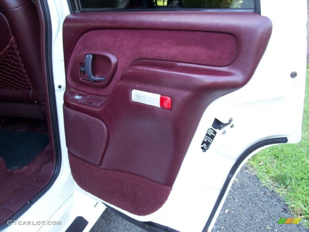 1995 Chevrolet Tahoe LT 4x4 Burgundy Door Panel Photo #53393954