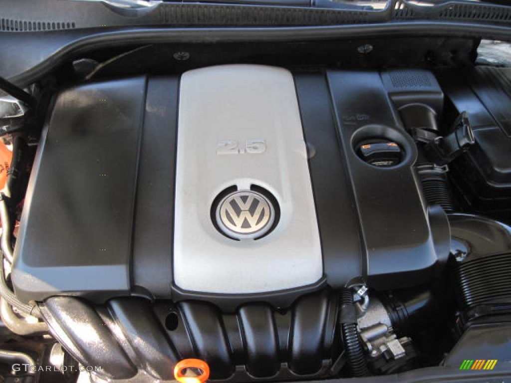 2007 Volkswagen Rabbit 2 Door 2.5L DOHC 20V Inline 5 Cylinder Engine Photo #53394659