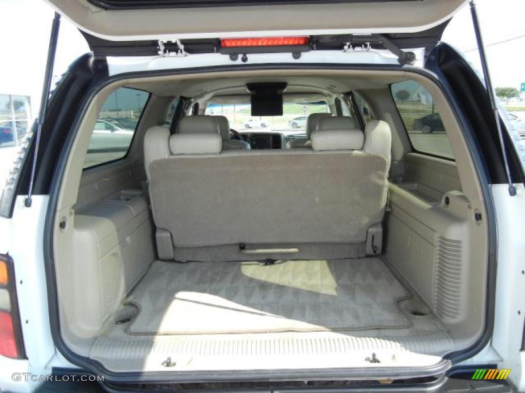 2004 Chevrolet Suburban 1500 LT Trunk Photo #53394800