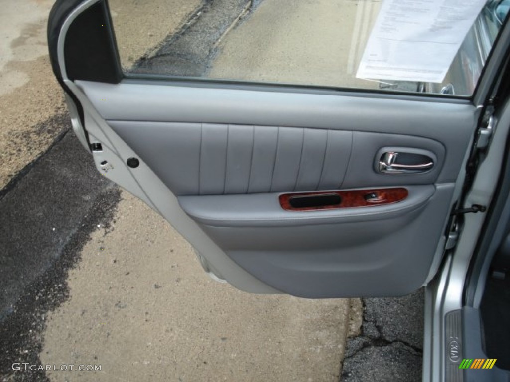 2004 Kia Optima EX V6 Gray Door Panel Photo #53396342