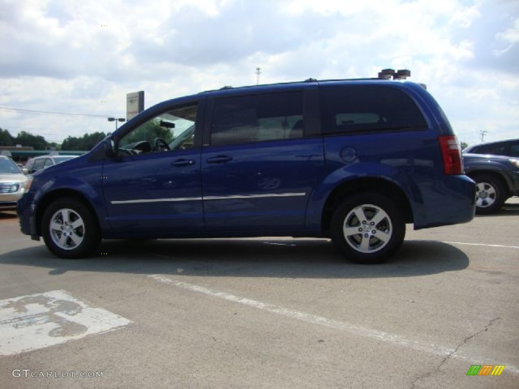2010 Grand Caravan SXT - Deep Water Blue Pearl Coat / Dark Slate Gray/Light Shale photo #6