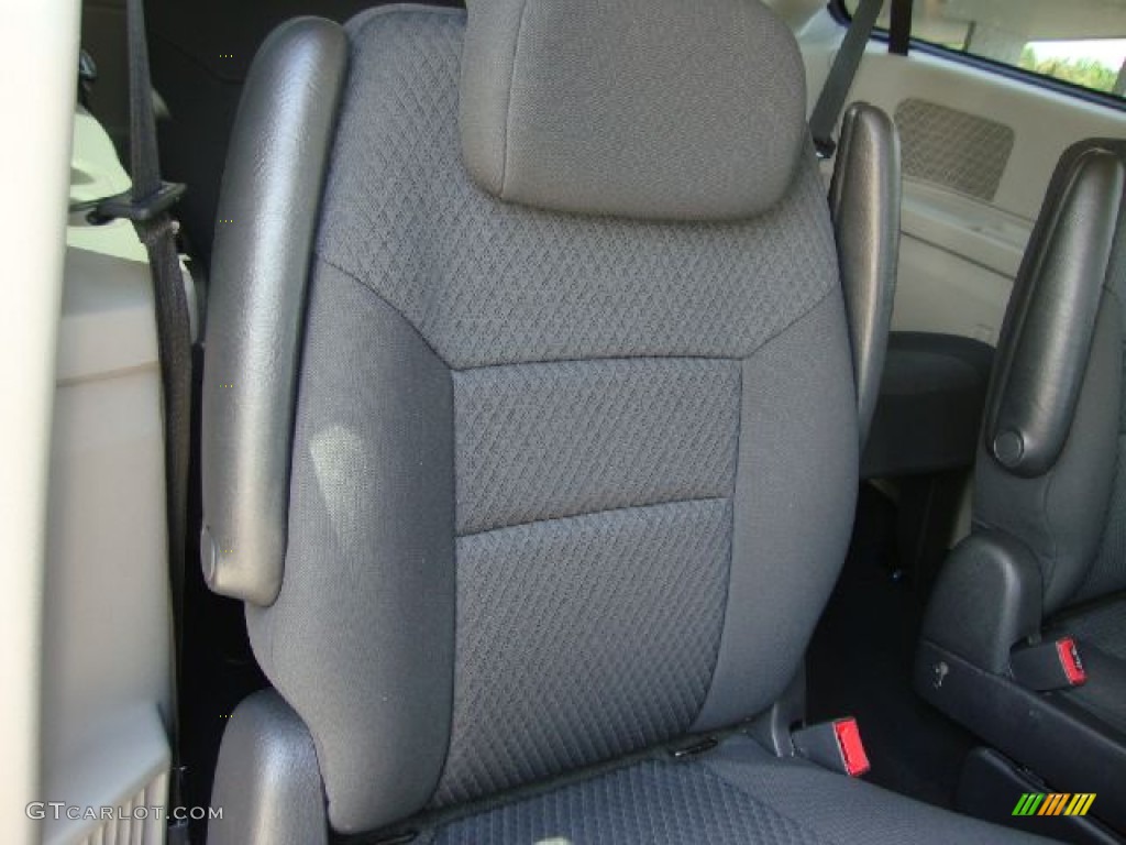 2010 Grand Caravan SXT - Deep Water Blue Pearl Coat / Dark Slate Gray/Light Shale photo #18