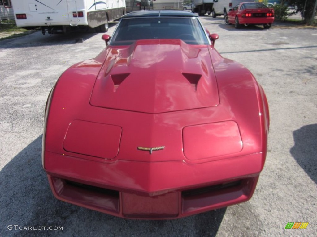1982 Corvette Coupe - Dark Claret Red / Dark Red photo #1