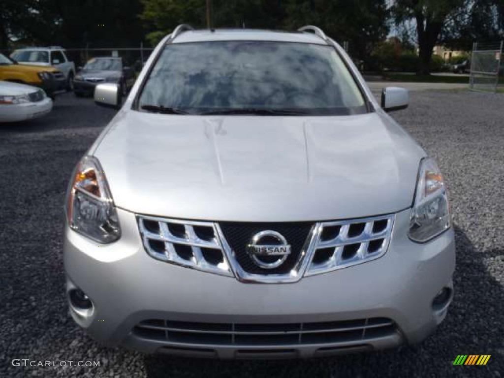 2011 Rogue SL AWD - Silver Ice Metallic / Black photo #5