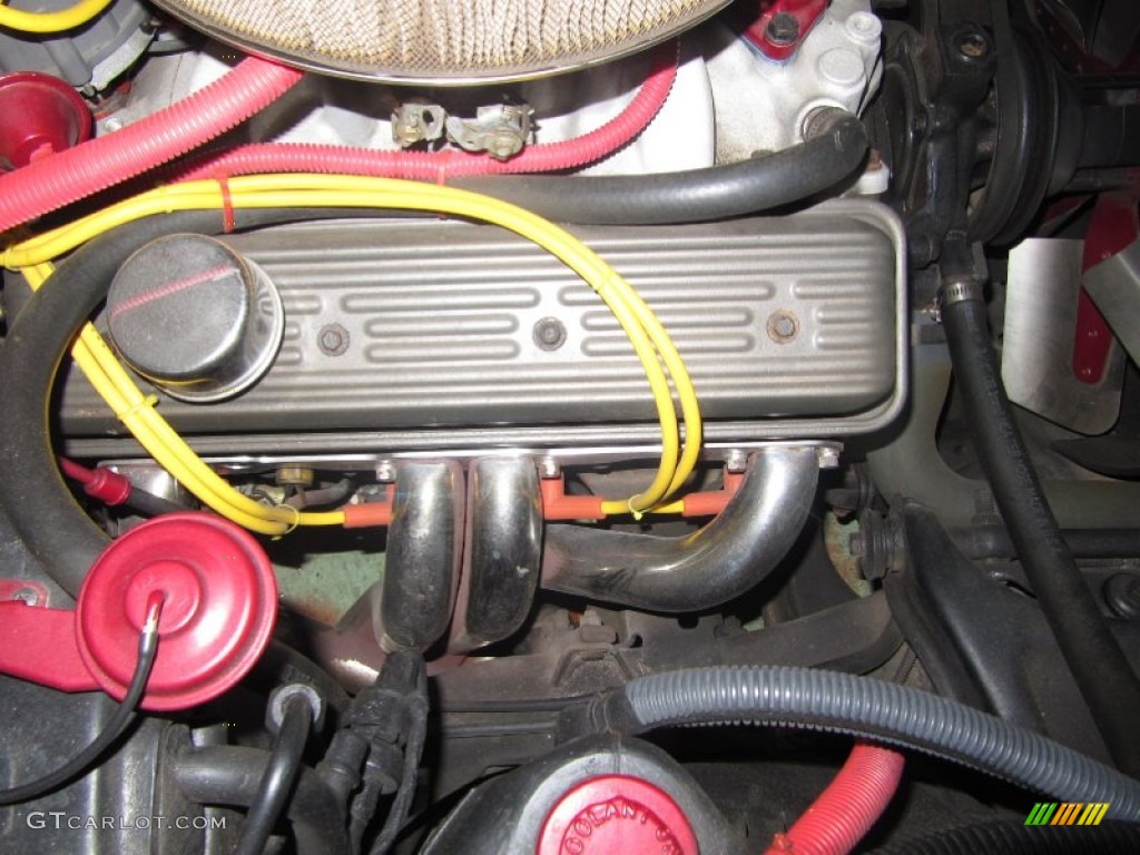 1982 Chevrolet Corvette Coupe 350 cid OHV 16-Valve V8 Engine Photo #53398958