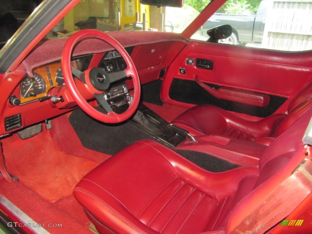 Dark Red Interior 1982 Chevrolet Corvette Coupe Photo #53399027