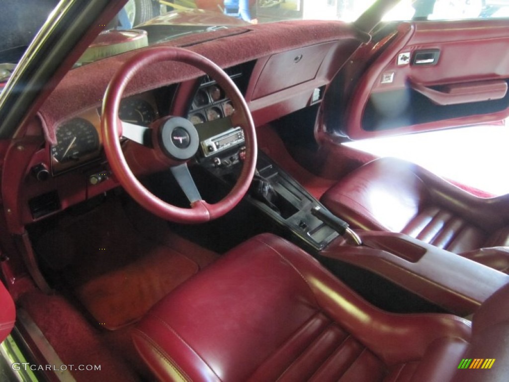 Dark Red Interior 1982 Chevrolet Corvette Coupe Photo #53399117