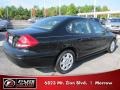 2006 Black Ford Taurus SE  photo #3