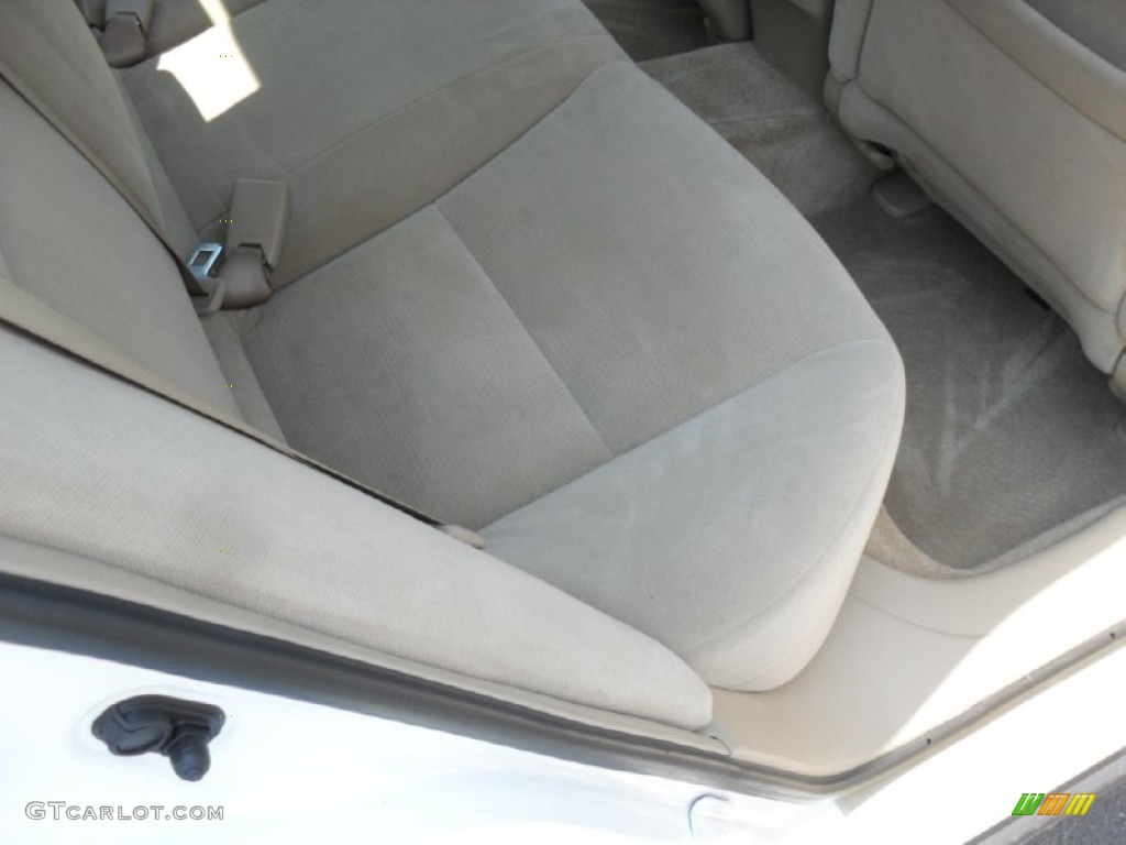 2007 Accord Value Package Sedan - Taffeta White / Ivory photo #17