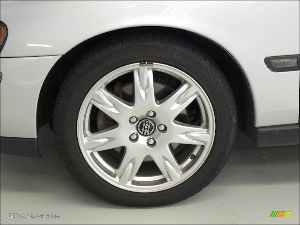 2004 Volvo S60 2.5T AWD Wheel Photo #53403083