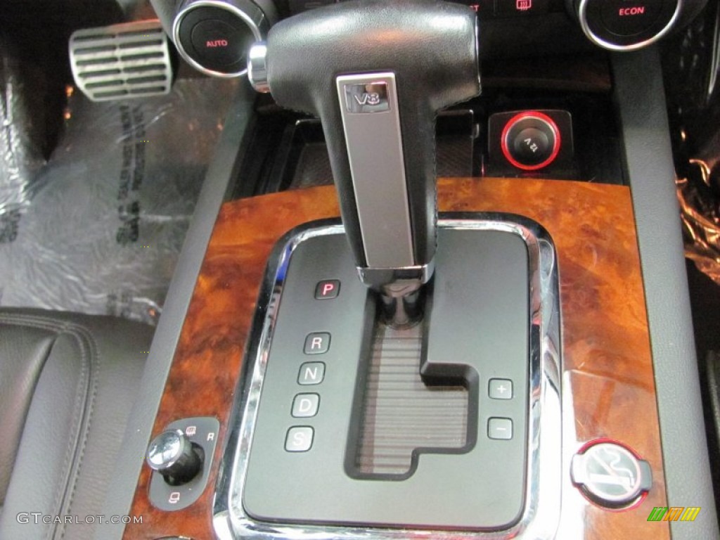 2006 Volkswagen Touareg V8 Engine Photos