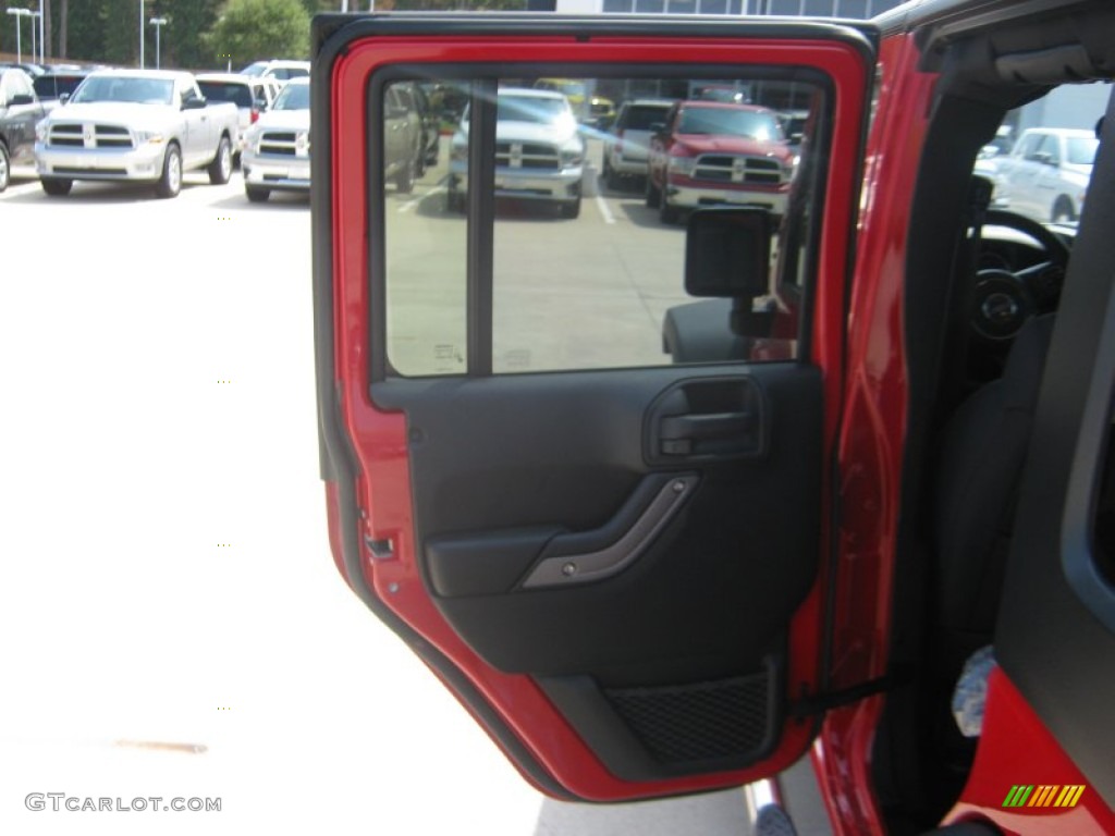 2011 Wrangler Unlimited Sport 4x4 - Flame Red / Black photo #17