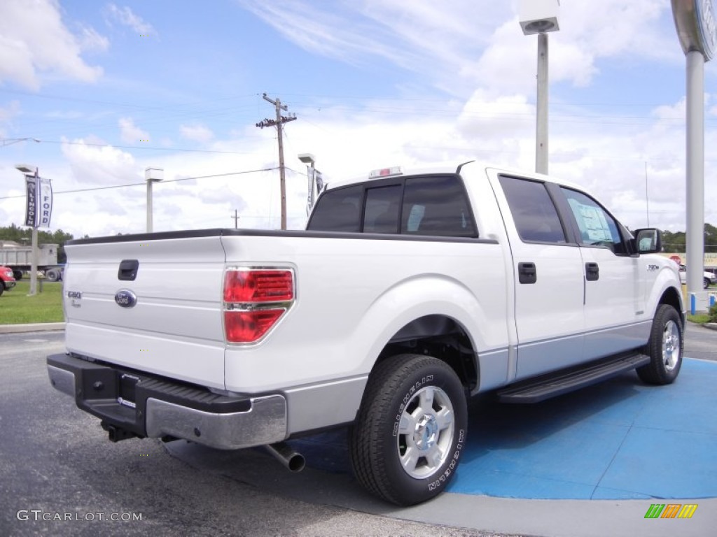 2011 F150 XLT SuperCrew - Oxford White / Steel Gray photo #3