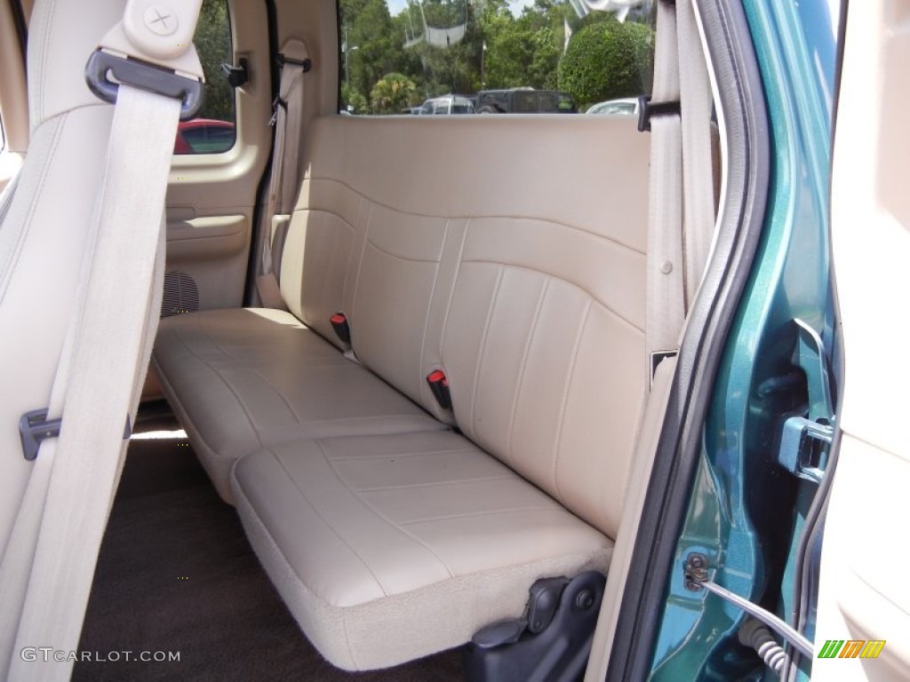 Medium Parchment Interior 2000 Ford F150 Lariat Extended Cab Photo #53413990