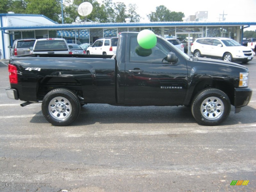 2011 Silverado 1500 LS Regular Cab 4x4 - Black / Dark Titanium photo #6