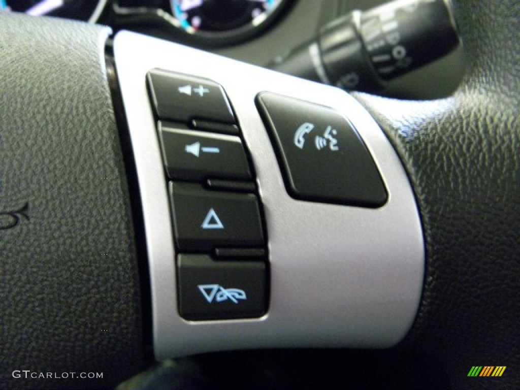 2012 Chevrolet Malibu LT Controls Photo #53415715