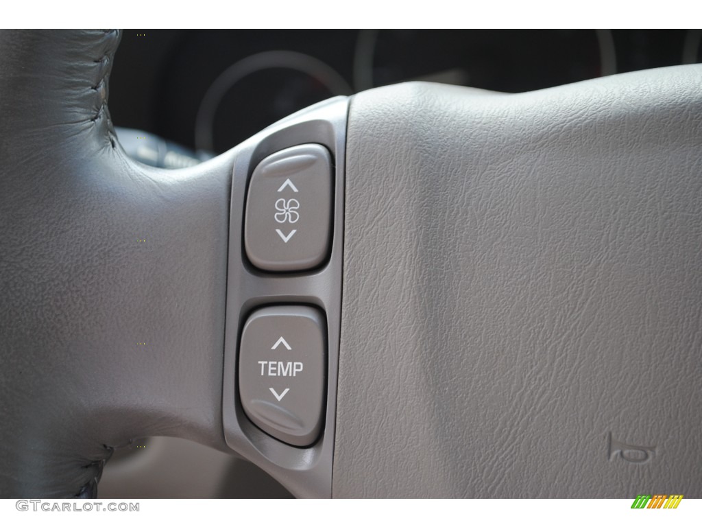 2001 Oldsmobile Aurora 3.5 Controls Photo #53417998