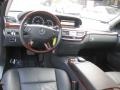 Black - S 550 Sedan Photo No. 19
