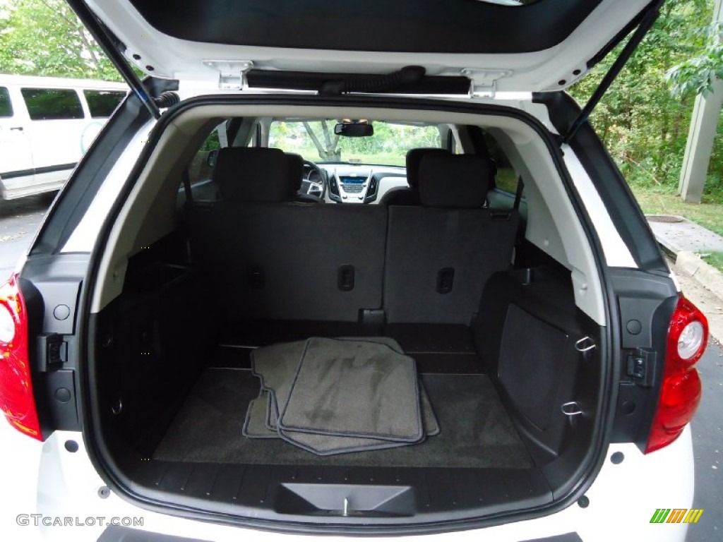 2011 Chevrolet Equinox LT AWD Trunk Photo #53423389