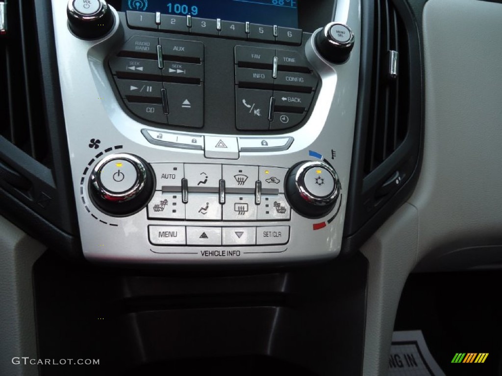 2011 Chevrolet Equinox LT AWD Controls Photo #53423509