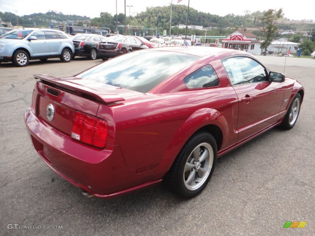 Redfire Metallic 2006 Ford Mustang GT Deluxe Coupe Exterior Photo #53424104