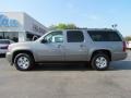 2009 Greystone Metallic Chevrolet Suburban LT  photo #4