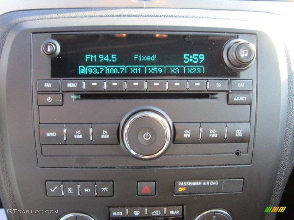 2010 Buick Enclave CX AWD Audio System Photos