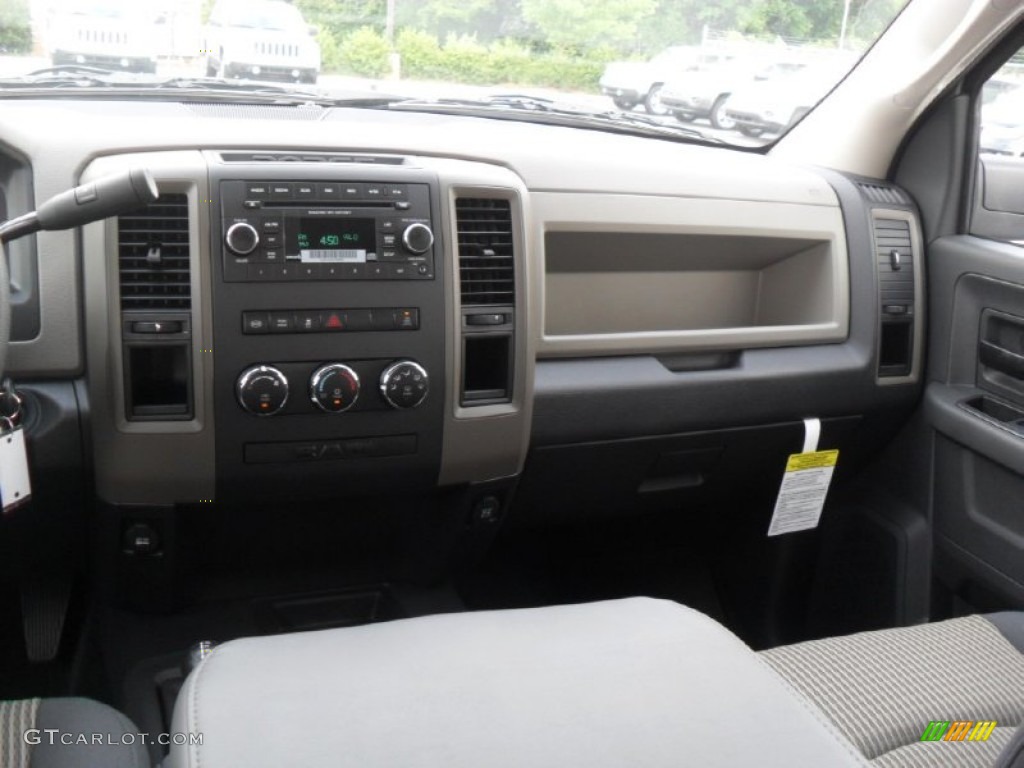 2012 Dodge Ram 2500 HD ST Crew Cab 4x4 Dark Slate/Medium Graystone Dashboard Photo #53427654