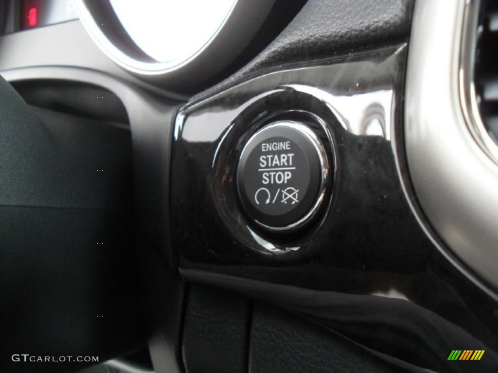 2012 Jeep Grand Cherokee Laredo X Package 4x4 Controls Photo #53427950