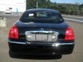 Black - Town Car Signature L Photo No. 6