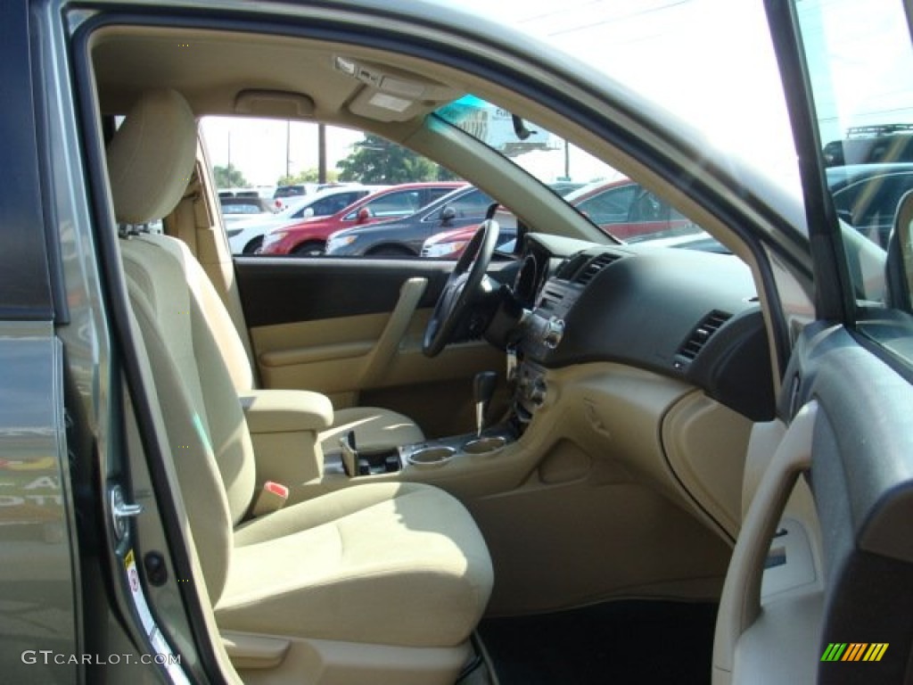 2010 Highlander V6 4WD - Cypress Green Pearl / Sand Beige photo #8