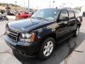 Black - Suburban LT 4x4 Photo No. 3