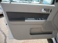 White Suede - Mariner V6 Premier 4WD Photo No. 12