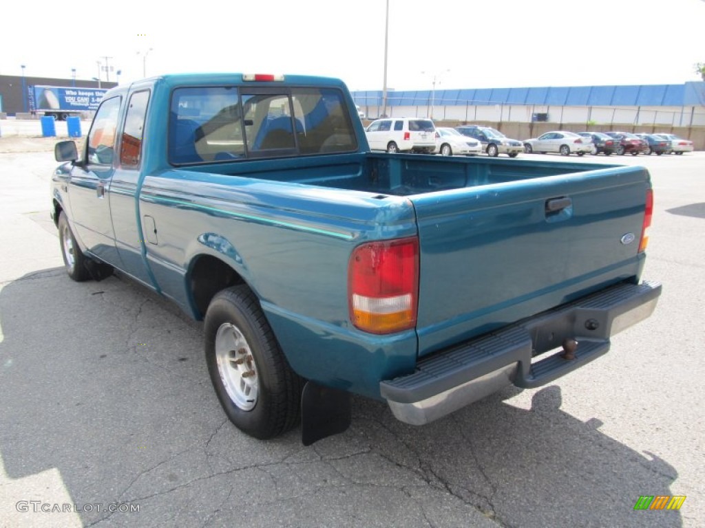 1997 Ranger XLT Extended Cab - Cayman Green Metallic / Medium Graphite photo #3