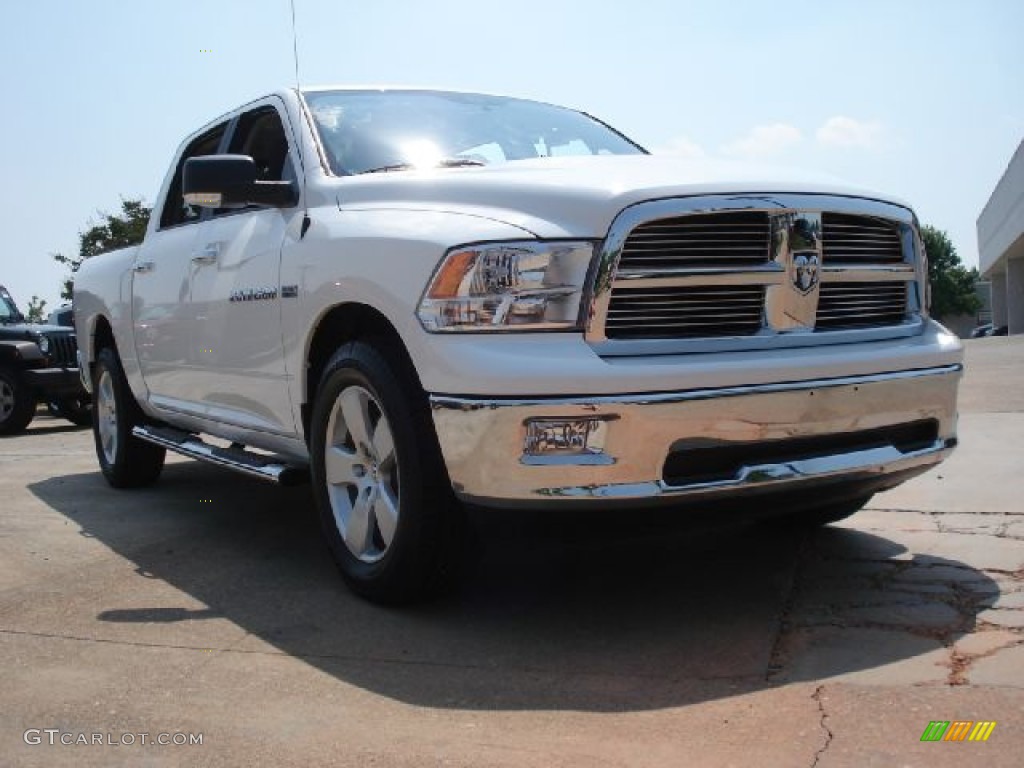 2011 Ram 1500 Big Horn Crew Cab 4x4 - Bright White / Dark Slate Gray/Medium Graystone photo #1