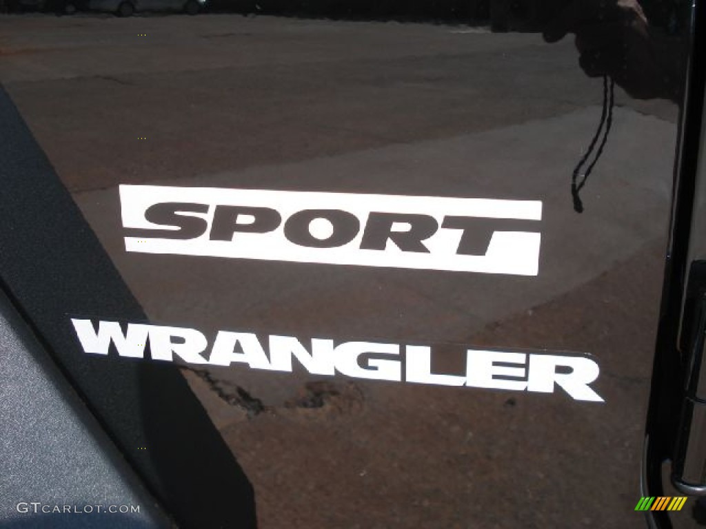2011 Wrangler Sport 4x4 - Black / Black photo #14