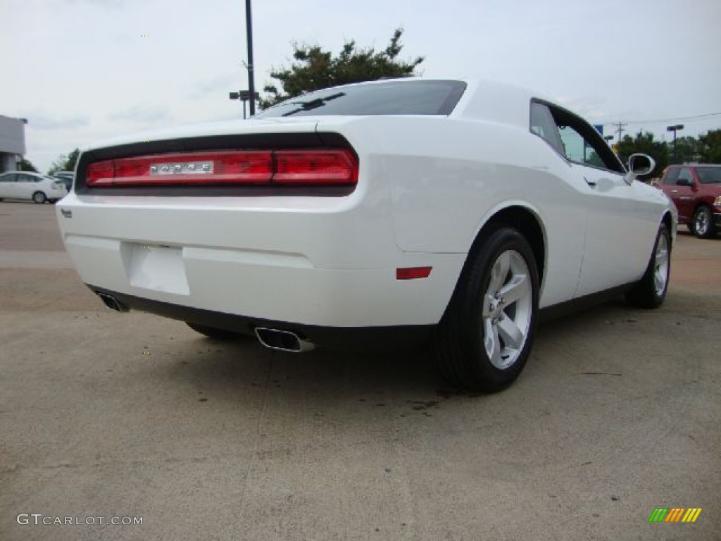 2011 Challenger SE - Bright White / Dark Slate Gray photo #3